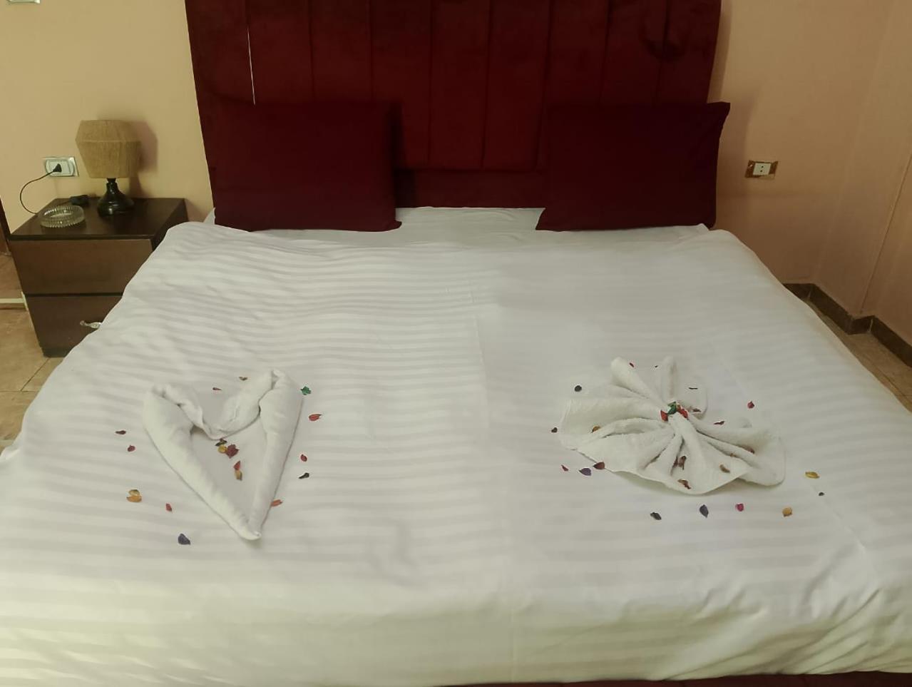 Pyramid Stars Inn Nazlet el-Sisi Экстерьер фото