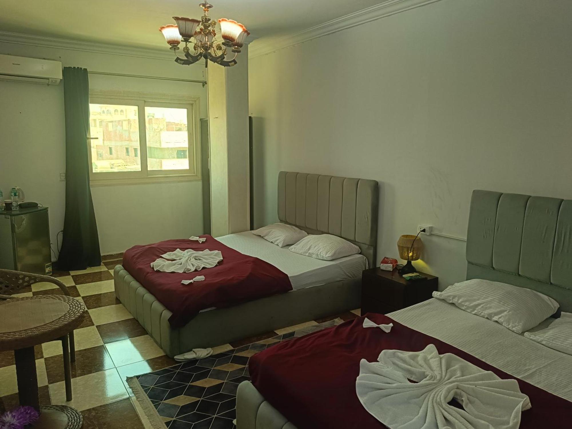 Pyramid Stars Inn Nazlet el-Sisi Экстерьер фото